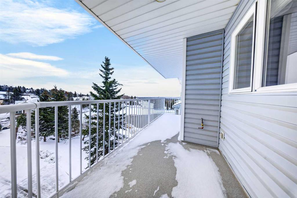 Private balcony with views of the surrounding neighbourhood